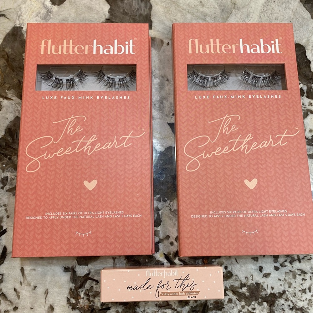 Two NIB books of Flutterhabit Sweetheart lashes and glue
